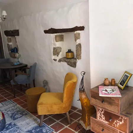 Bed & Breakfast Maison Du Silence Bonnefond (Puy-de-Dome)